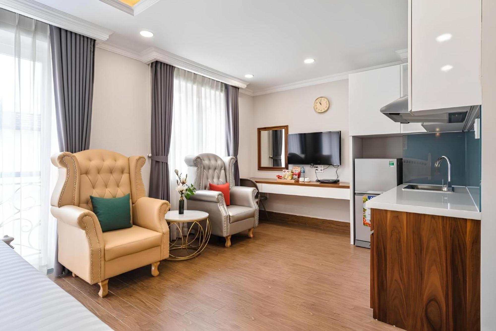 El Ocaso - Phu My Hung Hotel 3*